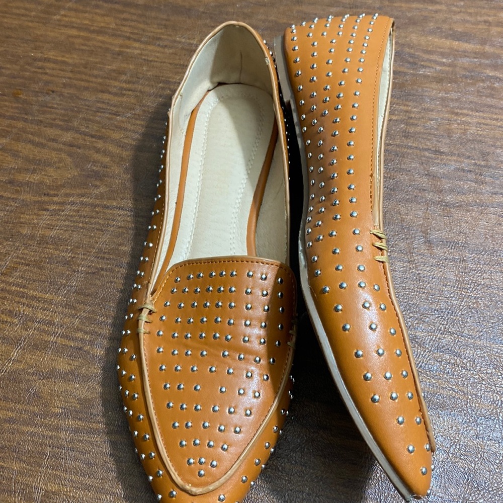 Chase + chloe flats - Picture 1 of 5